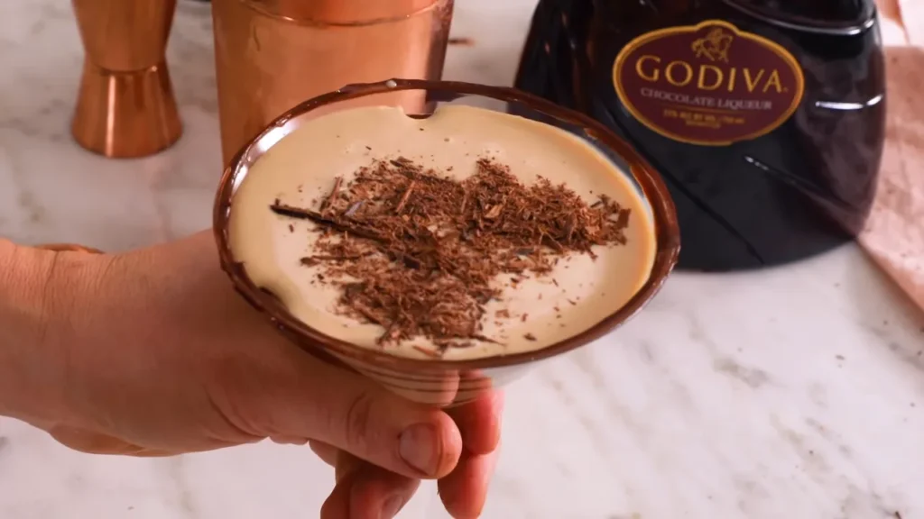 chocolate-martini-recipe-a-decadent-delight