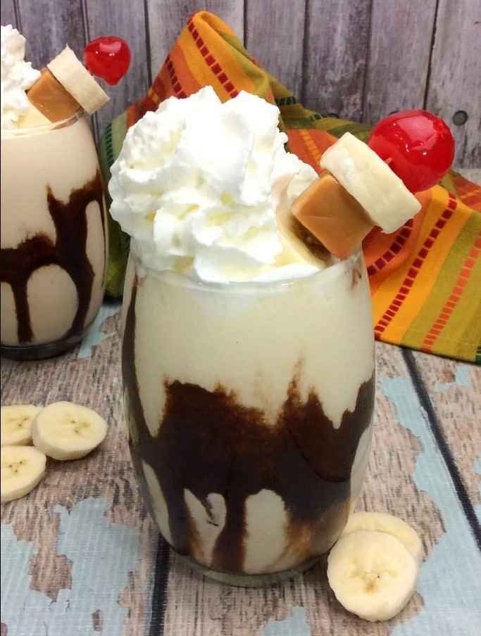Chunky Monkey Cocktail Full recipe in First c.o.m.m.e.n.t . With the delightful combination of banana and chocolate flavors, its sure to be a hit at any gathering or cocktail party.